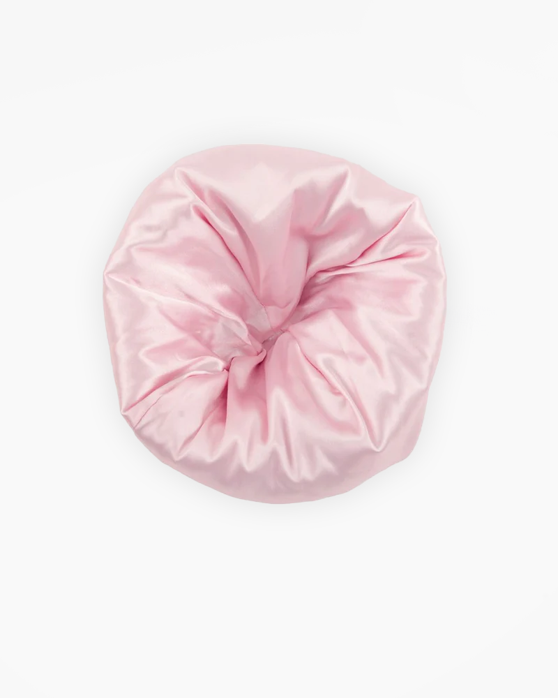BONNET CÔTELÉ ROSE - INTÉRIEUR SATIN